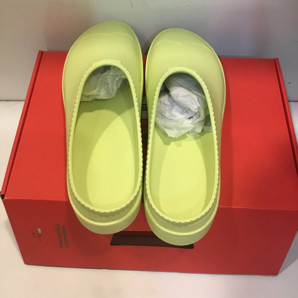 Hunter in/Out Bloom Foam Clog Zesty Yellow Men's 13, Women's 14 Medium